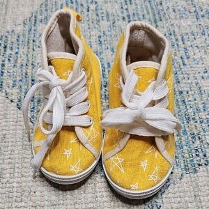 Starry Yellow Kids Sneakers
